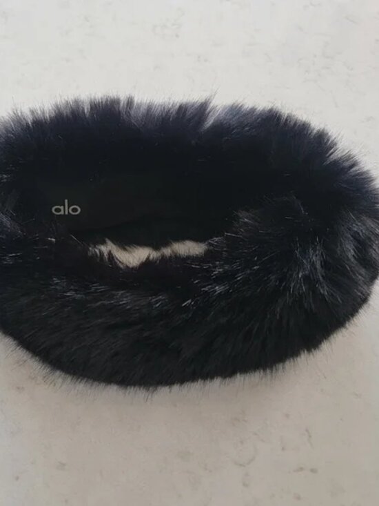 Alo Yoga Opulent Faux Fur Wintersun Fleece Lined Headband Ear Warmers In Black main image 7